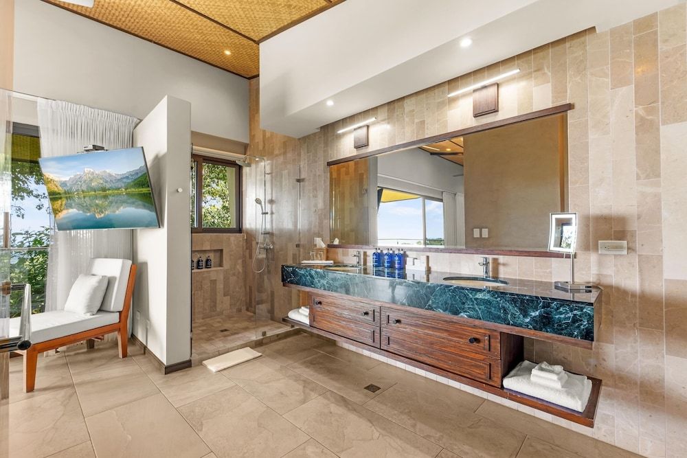 Hotel Three Sixty - Adults Only Sunset Premium Villa, 1 King Bed, Balcony, Ocean View 6