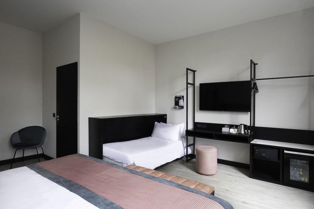 Premium Triple Room (3 adults)