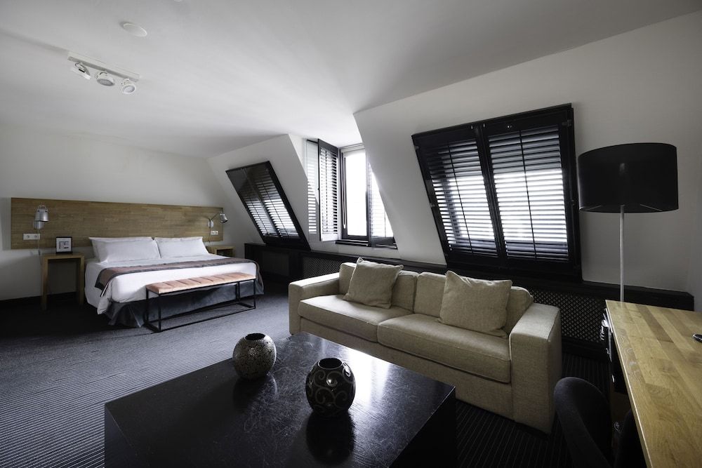 Junior Suite (Single Use)