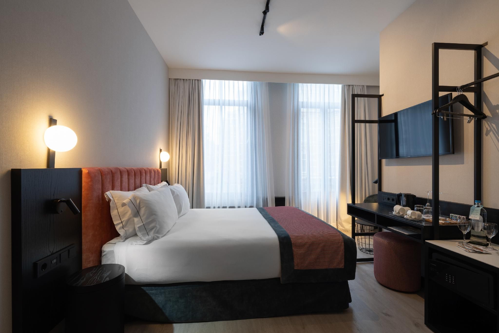 Premium Single Room
