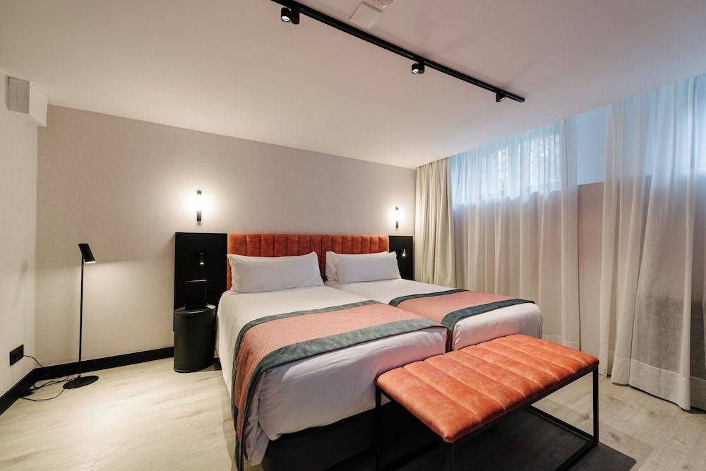 undefined Catalonia Vondel Amsterdam 8