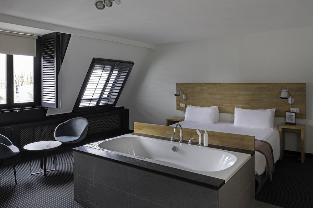 Suite (Amsterdam)