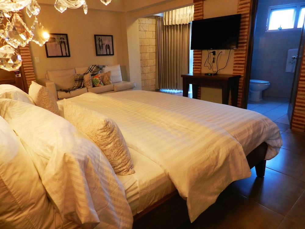 MON Hotel Boutique Junior Suite, Balcony 4