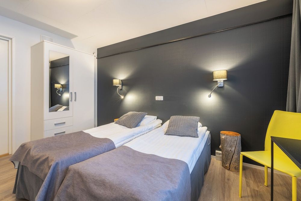 Kuukkeli Saariselkä Inn Economy Room, 2 Twin Beds, Non Smoking, Shared Bathroom 3