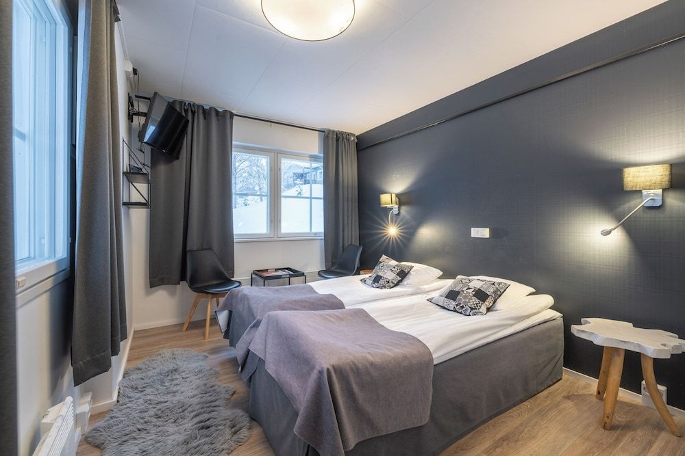 Kuukkeli Saariselkä Inn Economy Room, 2 Twin Beds, Non Smoking, Shared Bathroom 4