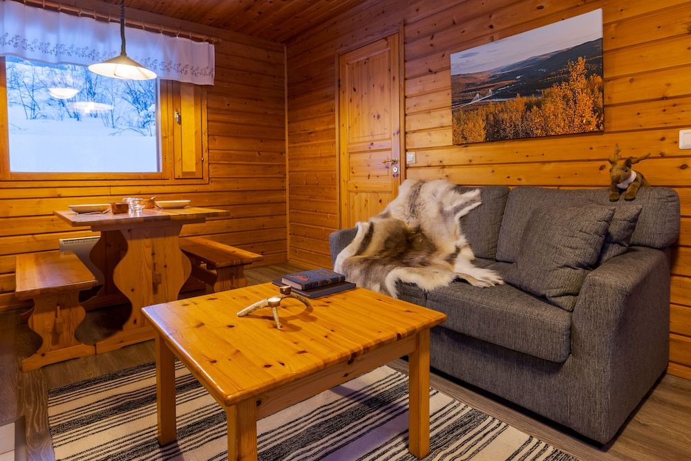 Holiday Village Valle Cabin, 2 Bedrooms, Sauna, Beachfront 3