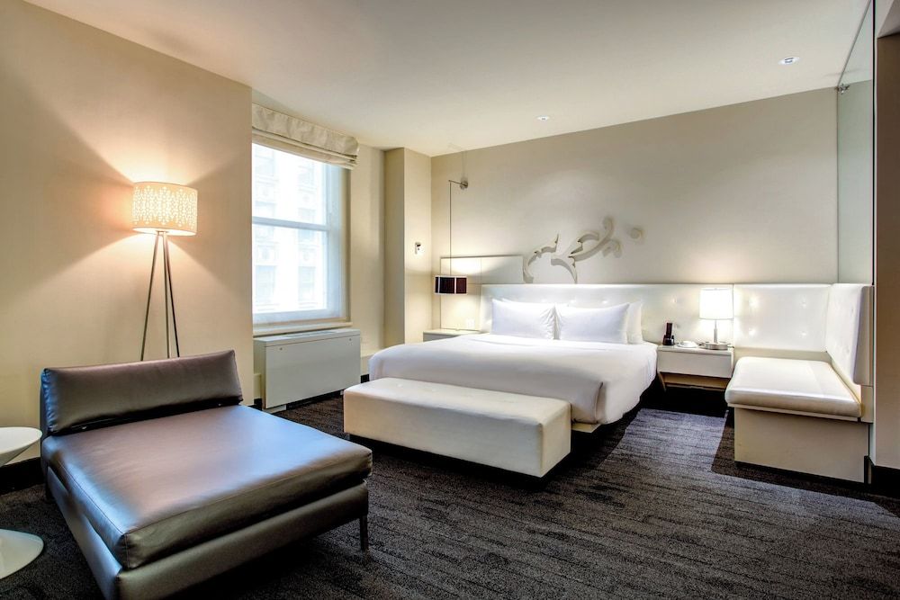 Deluxe Room, 1 King Bed, Non Smoking
