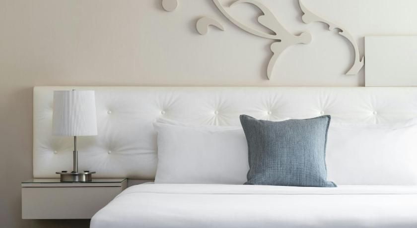 undefined THE MIDLAND HOTEL, Chicago, a Tribute Portfolio Hotel 8