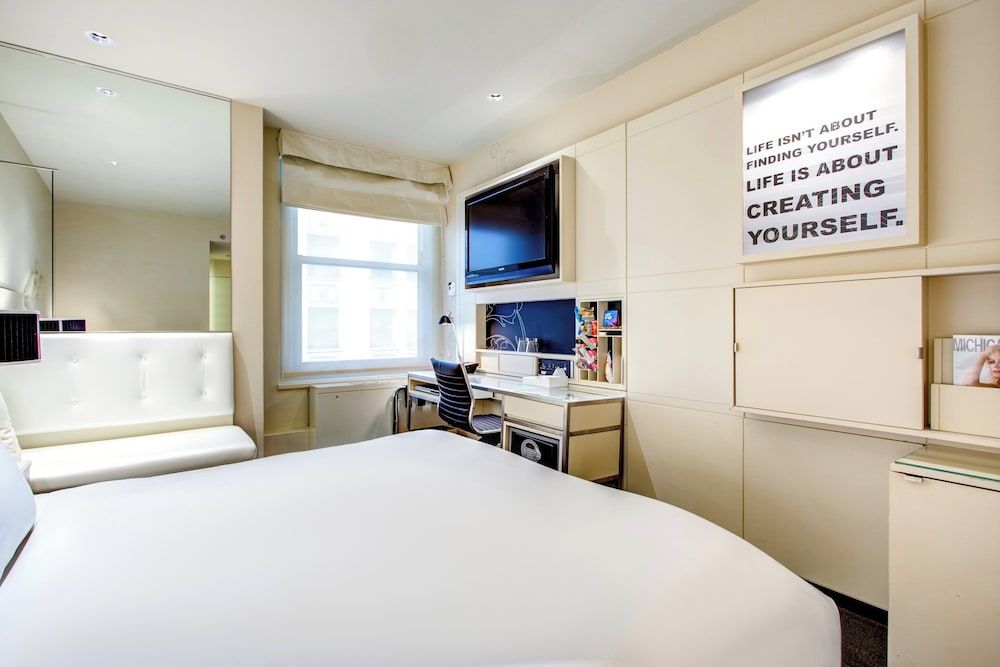 Room, 1 King Bed, Non Smoking
