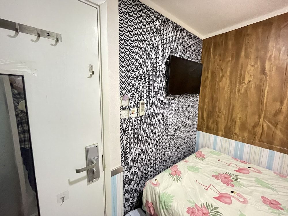 Ring Wood Guest House Basic Single Room 7