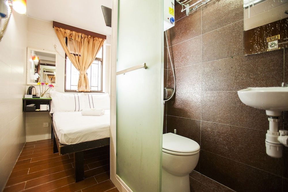 Smiley Inn Double Room 3