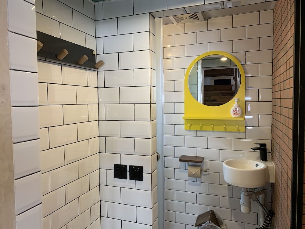 undefined Wontonmeen - Hostel 9