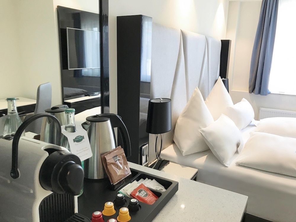 undefined Mercure Hotel Kaiserhof Frankfurt City Center