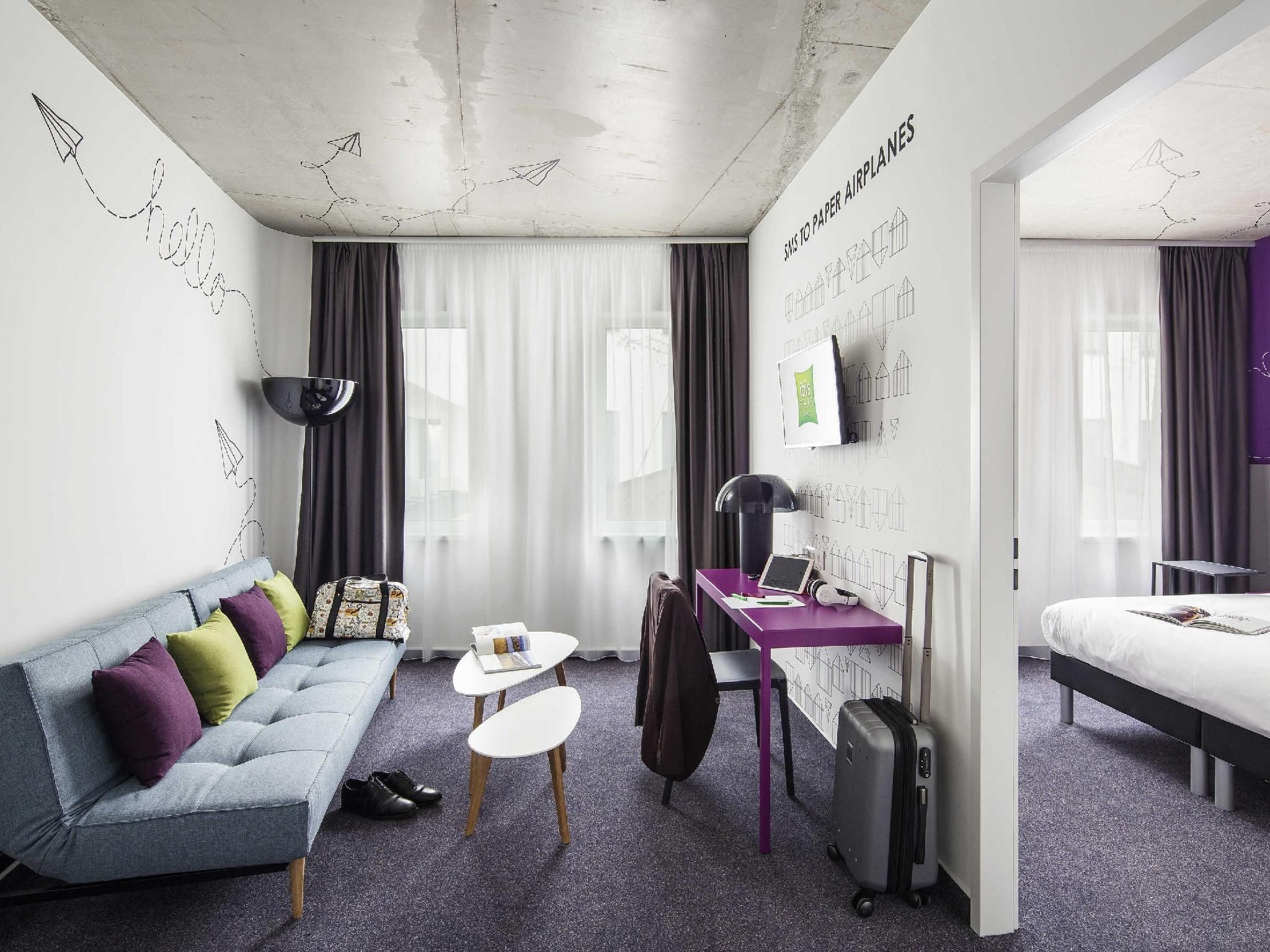 undefined ibis Styles Budapest Airport 9