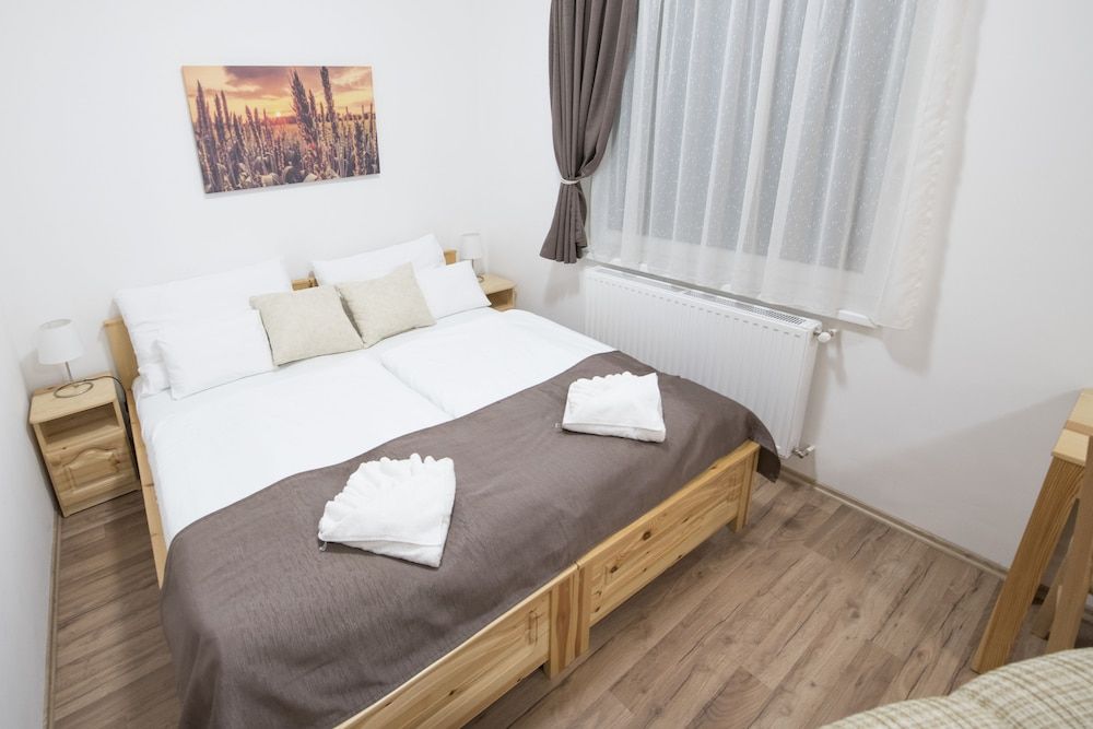 Land Plan Hotel and Restaurant Basic Double or Twin Room, 1 Bedroom, Non Smoking, Air conditioning 11