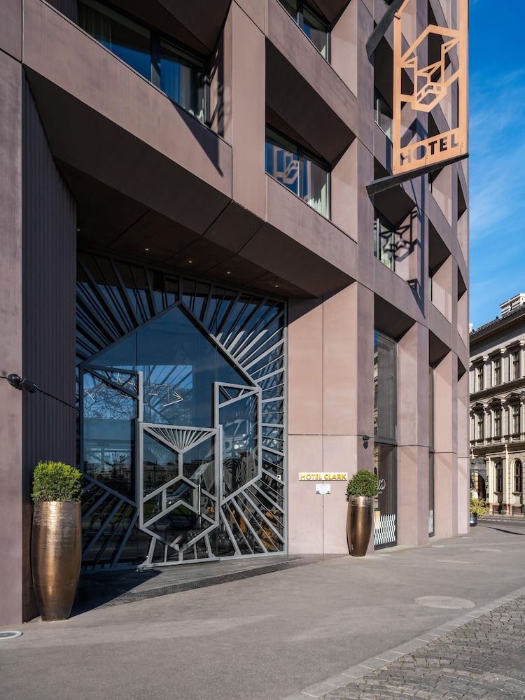 undefined Hotel Clark Budapest - Adults Only 2