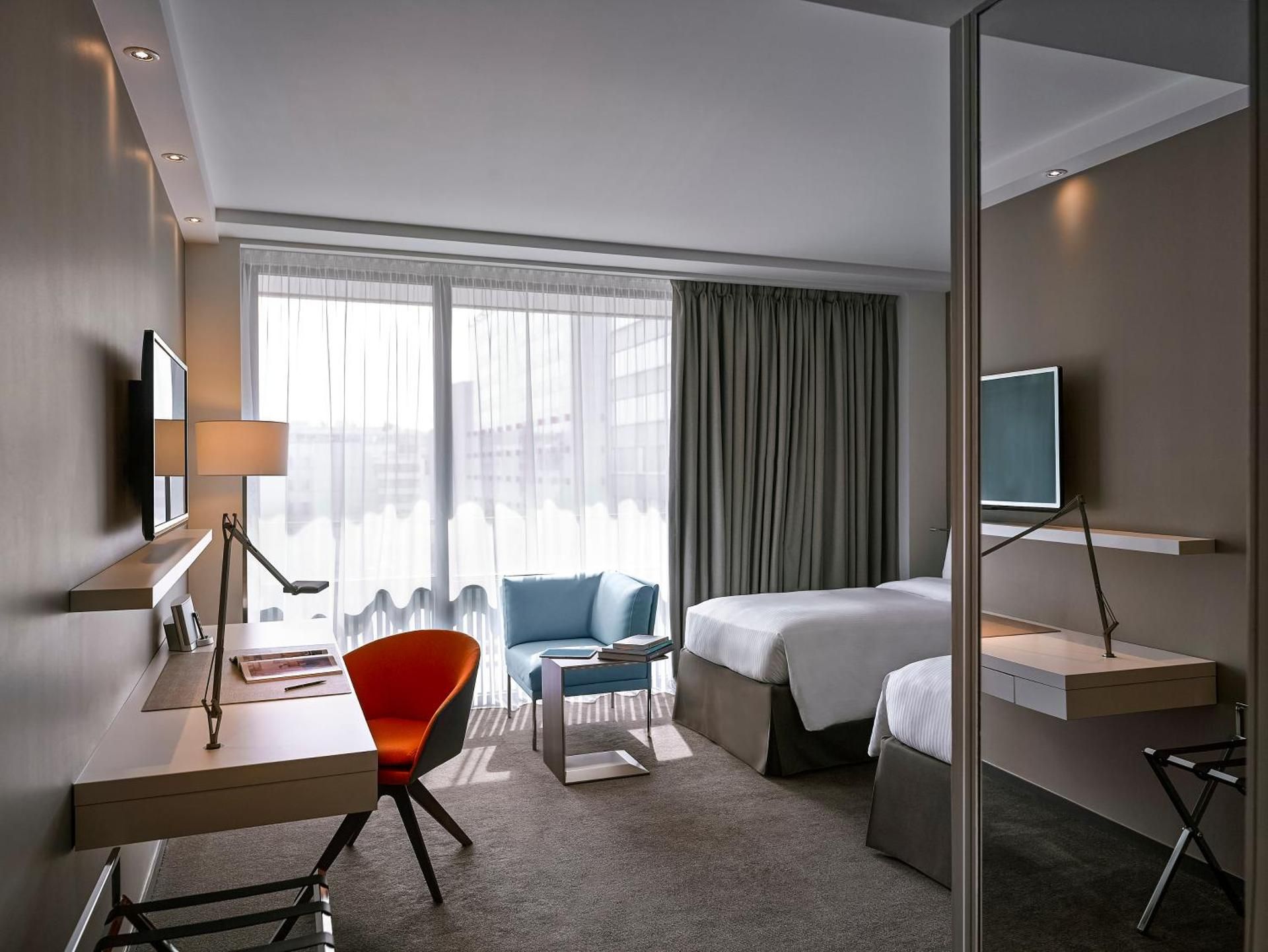 Pullman Paris Tour Eiffel Classic Twin Room Garden View