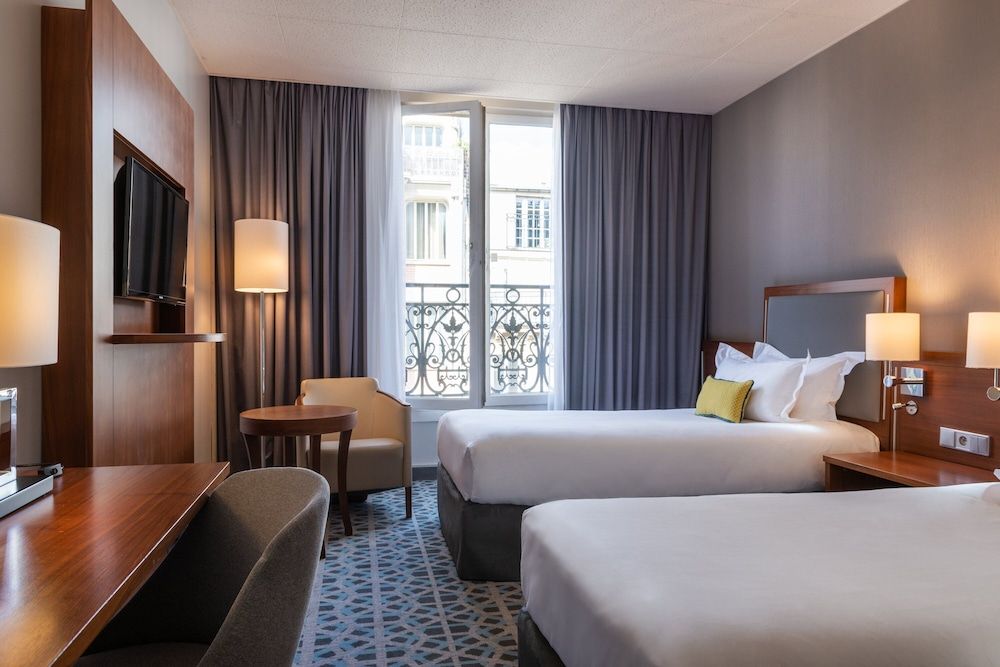 Crowne Plaza Paris Republique by IHG Standard Room 2