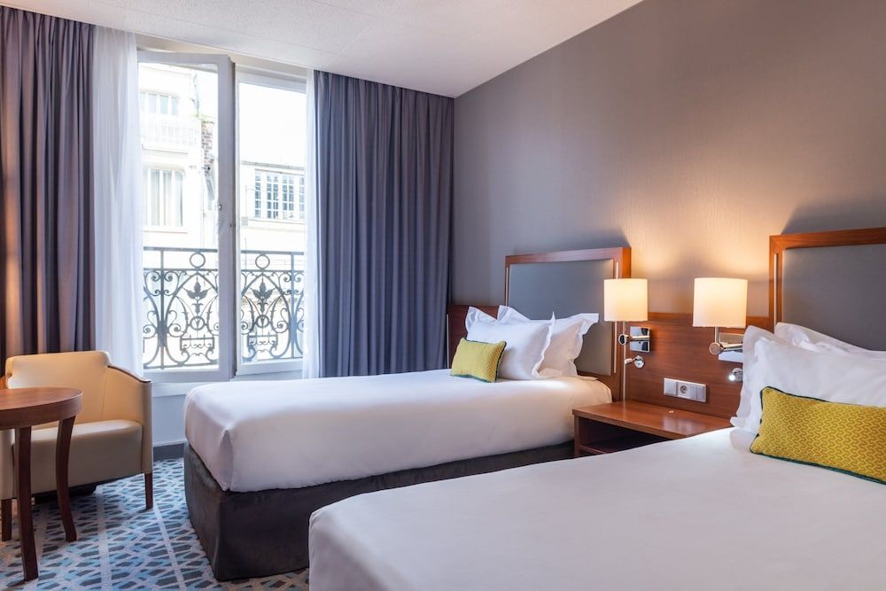 Crowne Plaza Paris Republique by IHG Standard Room
