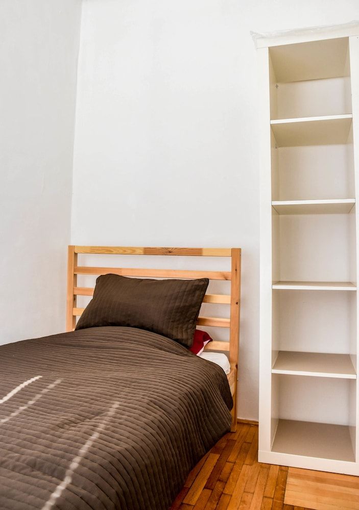 Diamond Astoria 4, Quiet Apartment Apartment, 2 Bedrooms 21