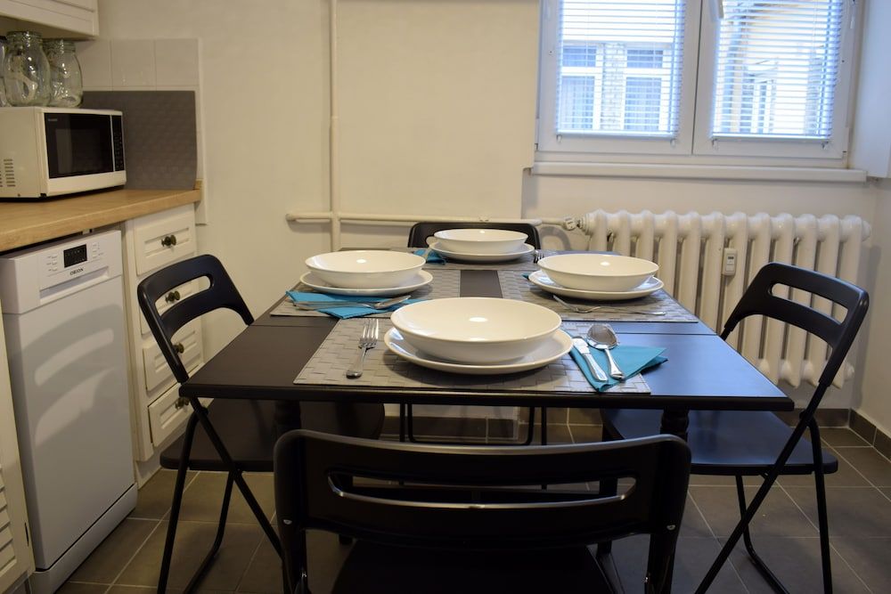 Diamond Astoria 4, Quiet Apartment Apartment, 2 Bedrooms 23