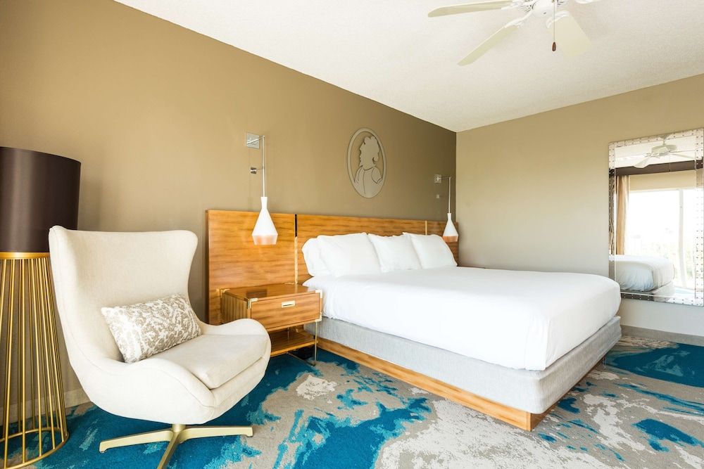 DoubleTree Resort by Hilton Grand Key - Key West Room, 1 King Bed, Accessible, Non Smoking 3