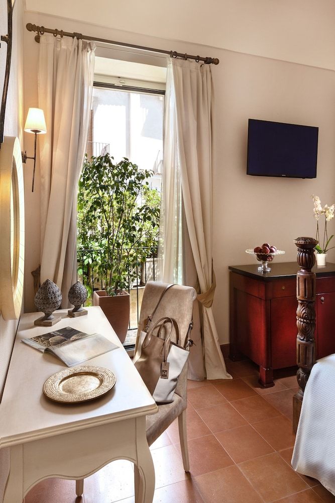 Hotel Villa Belvedere Classic Room, 1 Double or 2 Twin Beds, City View 12