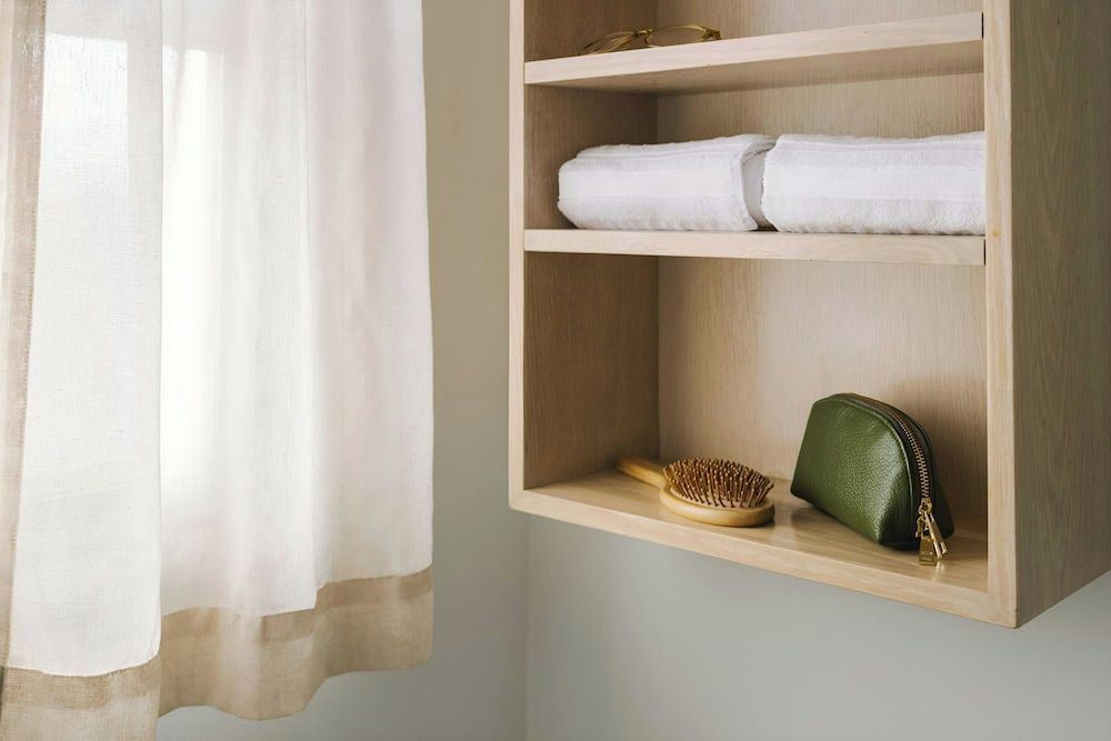 Beverly Terrace Hotel Beverly Hills, Sonder by Marriott Bonvoy Room, 2 Double Beds 4