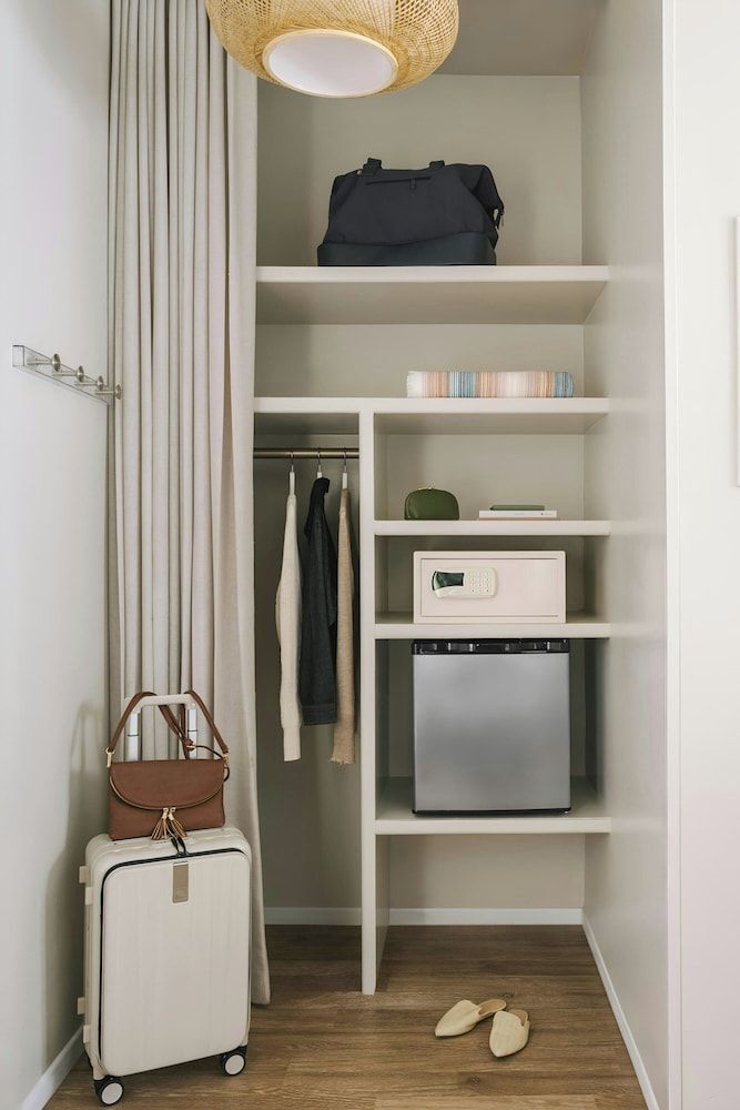 Beverly Terrace Hotel Beverly Hills, Sonder by Marriott Bonvoy Superior Room, 2 Double Beds 7