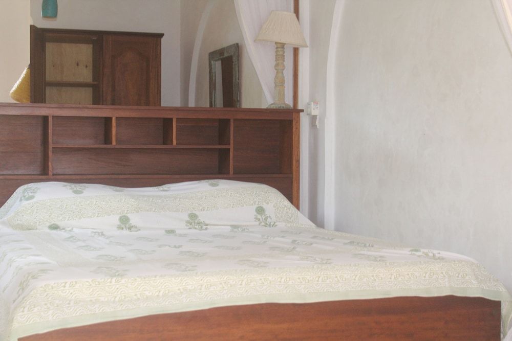 Kijani Hotel Superior Double Room, 1 King Bed, Ocean View 9