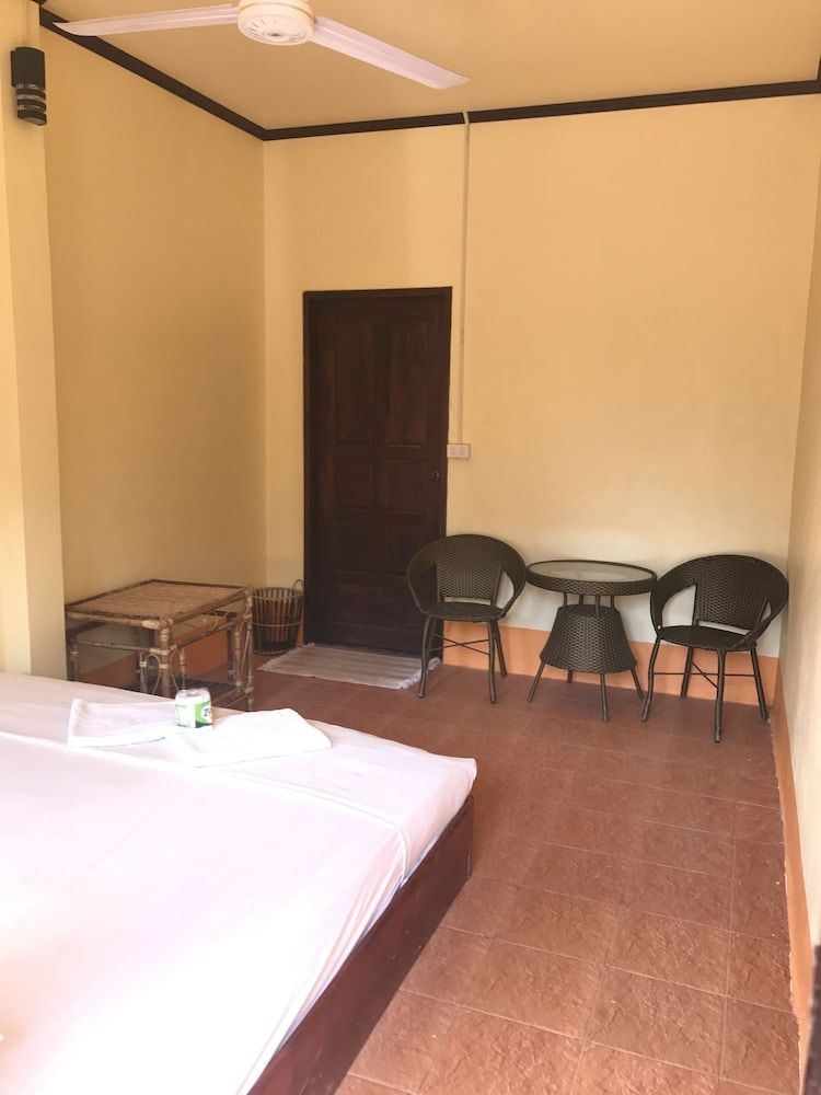 Riverview Bungalows & GH Standard Double Room, 1 Queen Bed, River View, Mountainside 3