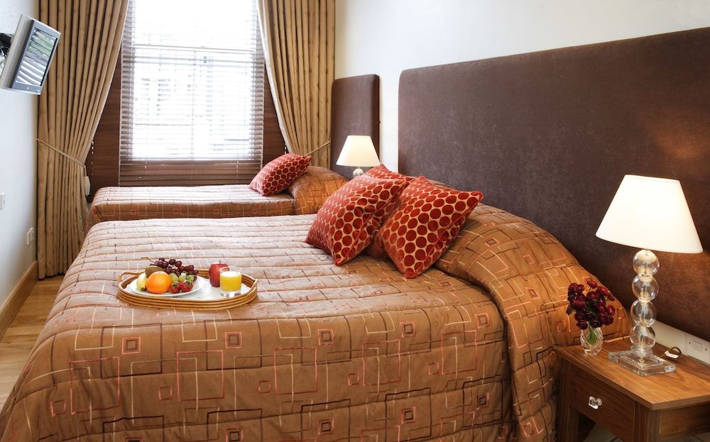 undefined New Linden 9