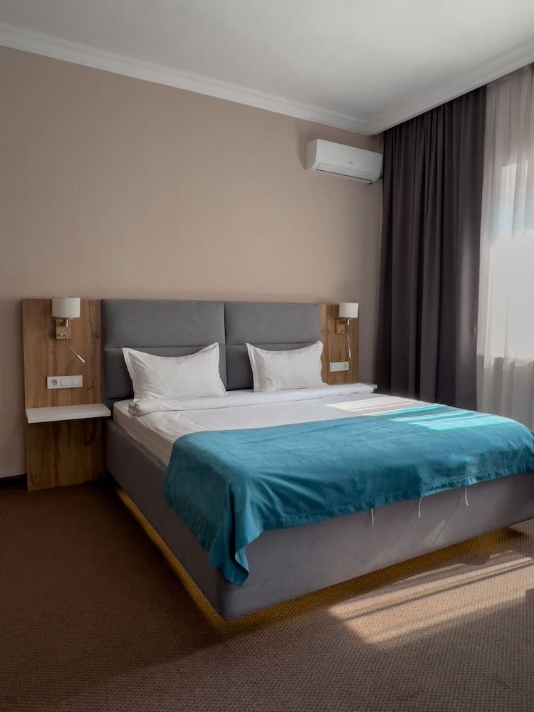 Keremet Hotel Standard Double Room, Mountain View 2