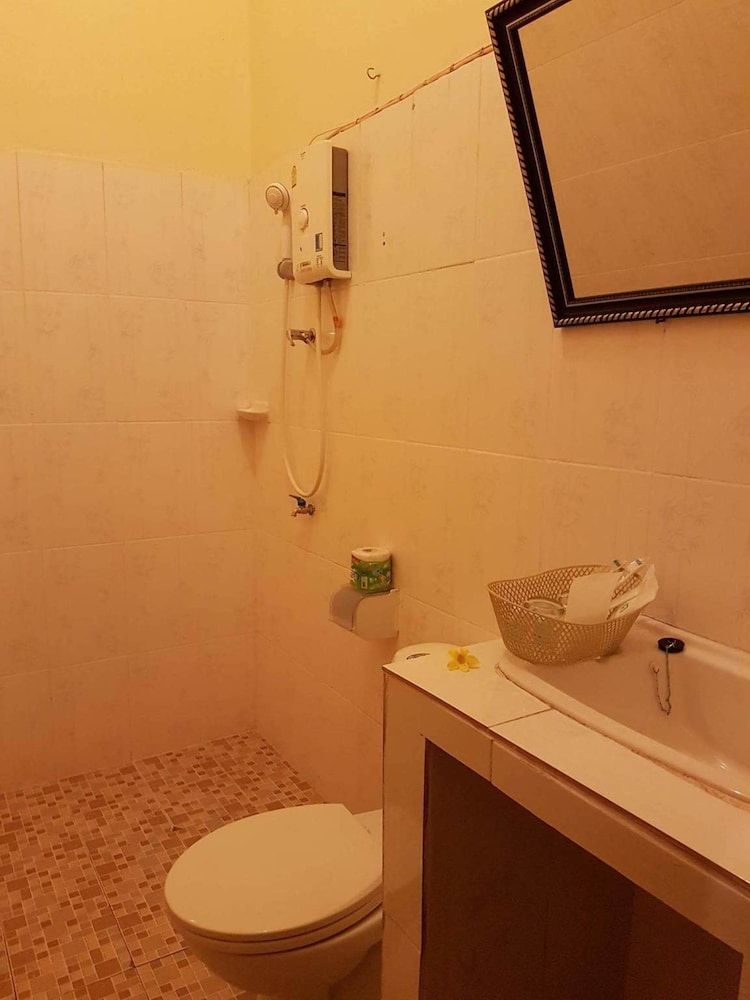 Xuanmai Garden Resort Deluxe Double Room 3