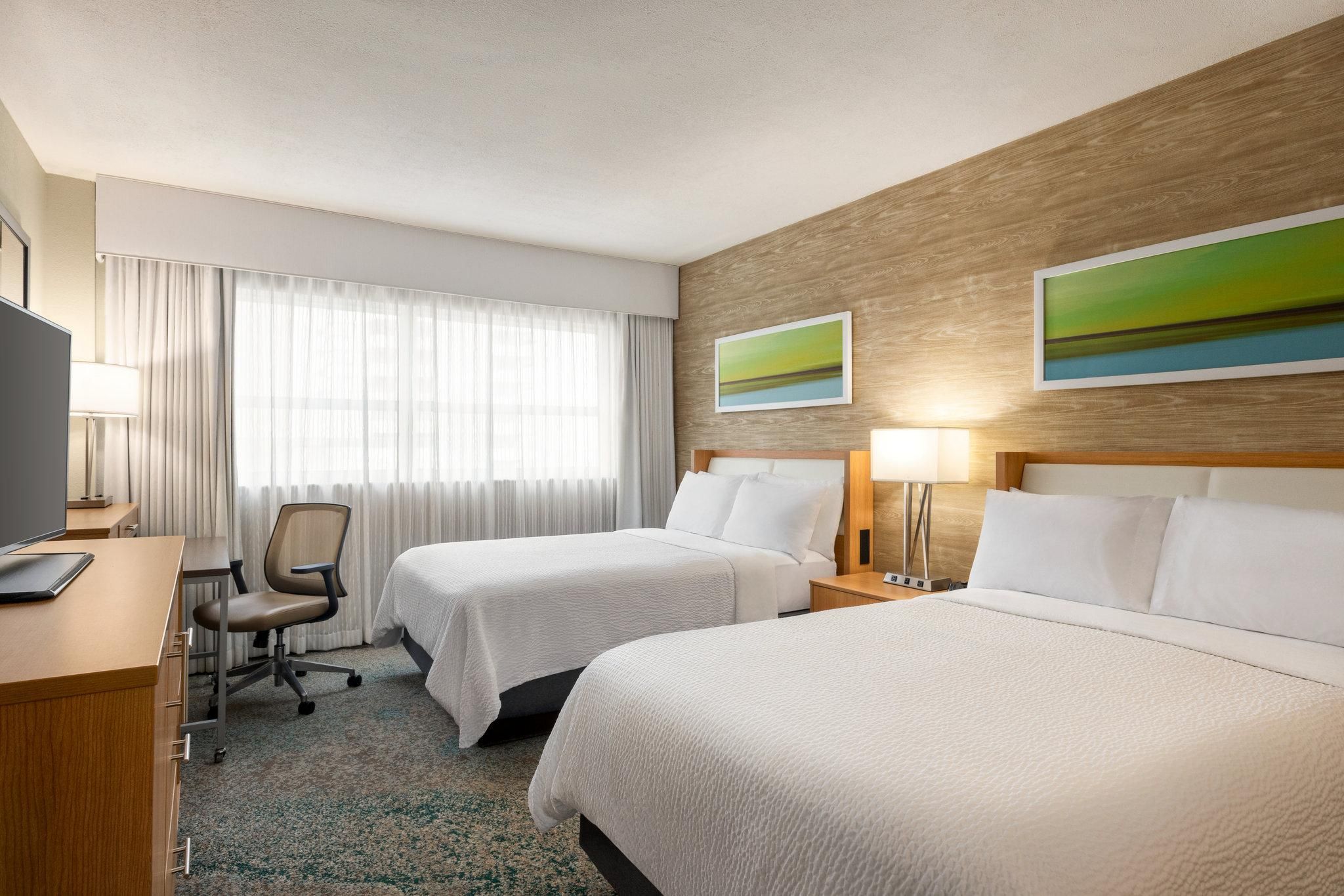 2 Double Beds Non-Smoking