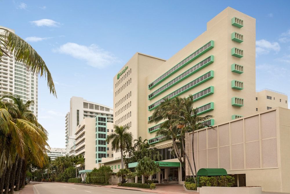 undefined Holiday Inn Miami Beach - Oceanfront by IHG 3