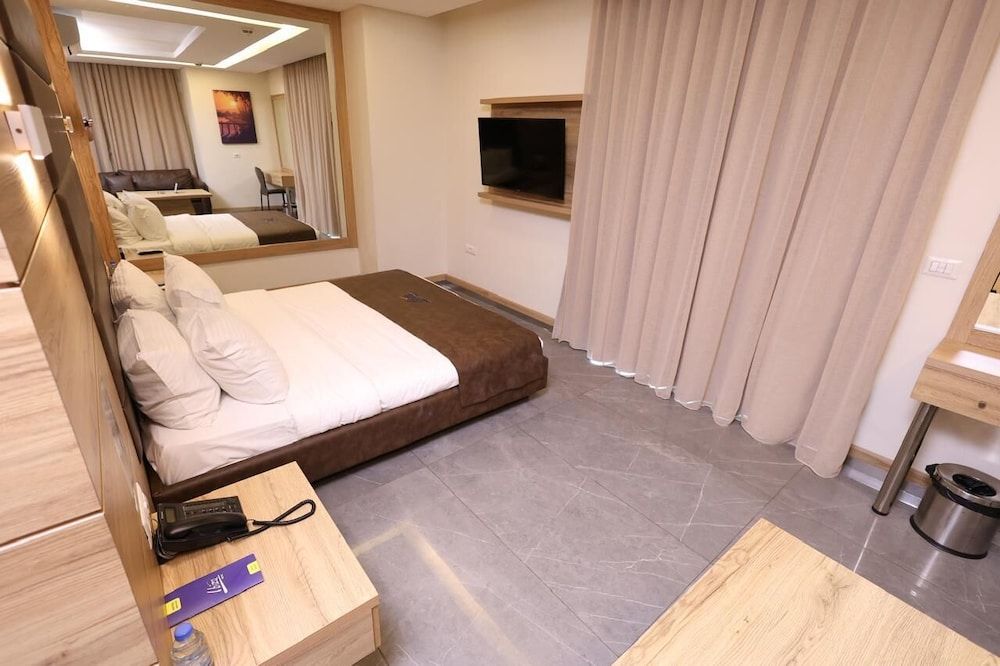 Ibiza hotel Junior Suite 8