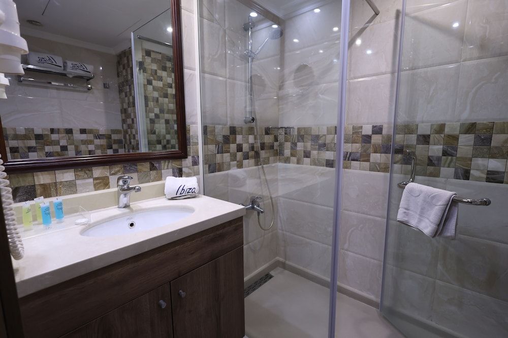 Ibiza hotel Junior Suite 16