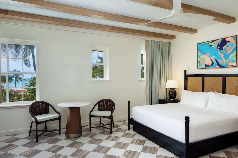 Room, 1 King Bed, Accessible, Ocean View (Roll-In Shower)