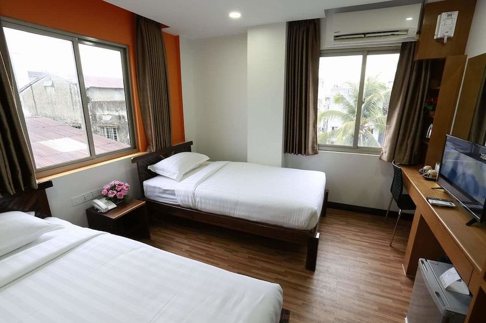 Hotel Vista Superior Twin Room 2