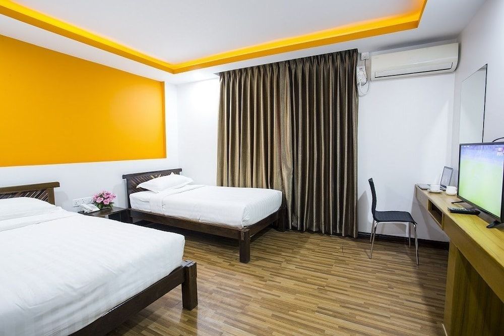 Hotel Vista Deluxe Twin Room 7