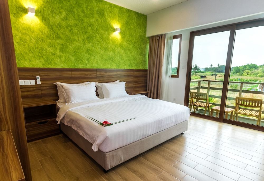 Olive Goidhoo Deluxe Double or Twin Room, 1 King Bed, Sea View 4