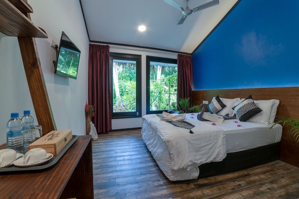 Beach Veli Deluxe Double Room, Non Smoking, Garden Area 9
