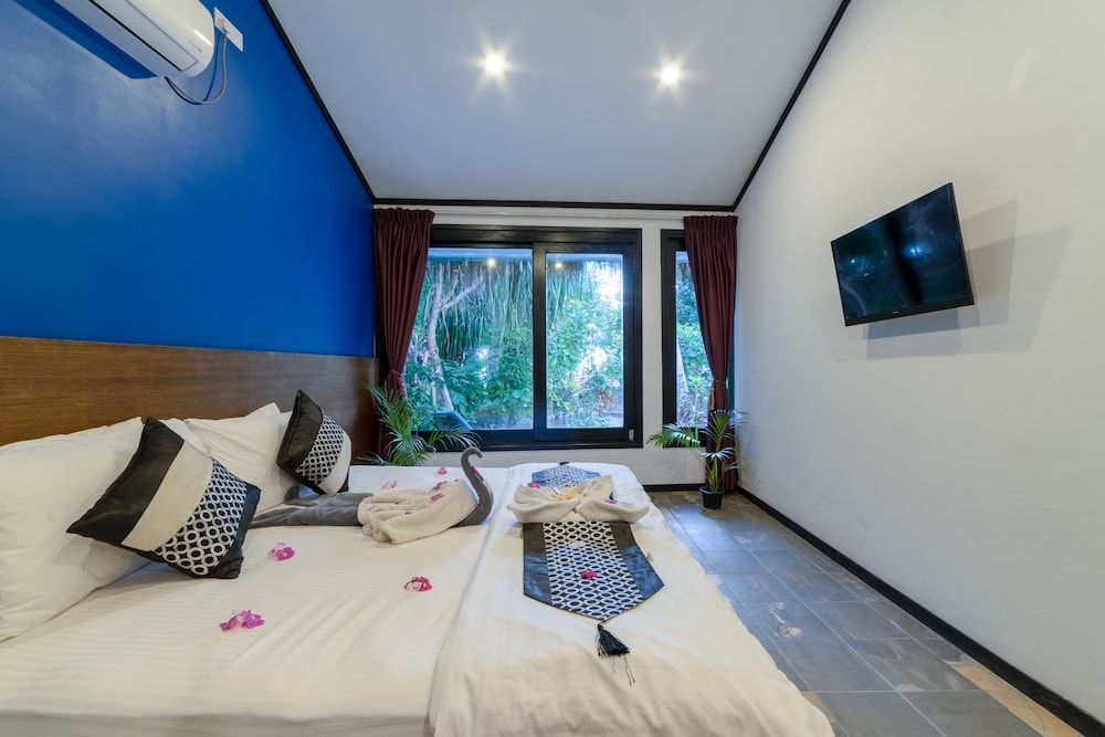 Beach Veli Deluxe Double Room, Non Smoking, Garden Area 7