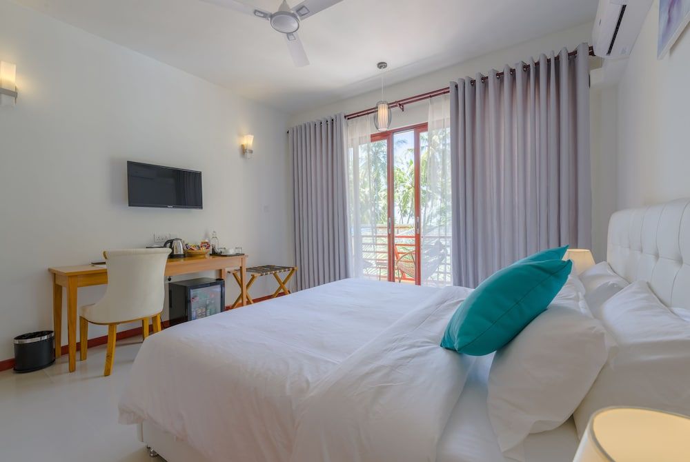 Suite, Jetted Tub