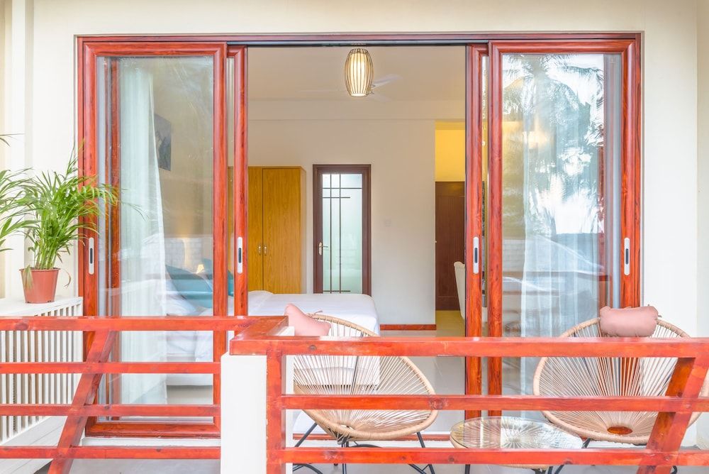 White Sand Dhigurah Standard Room 3