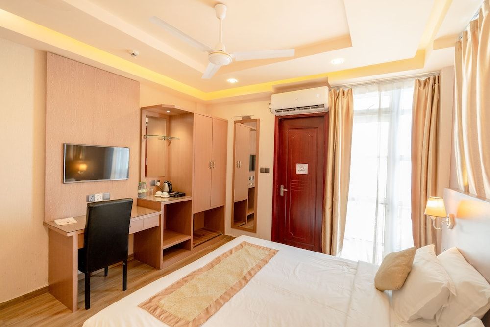 Three Inn Deluxe Double or Twin Room, City View 6