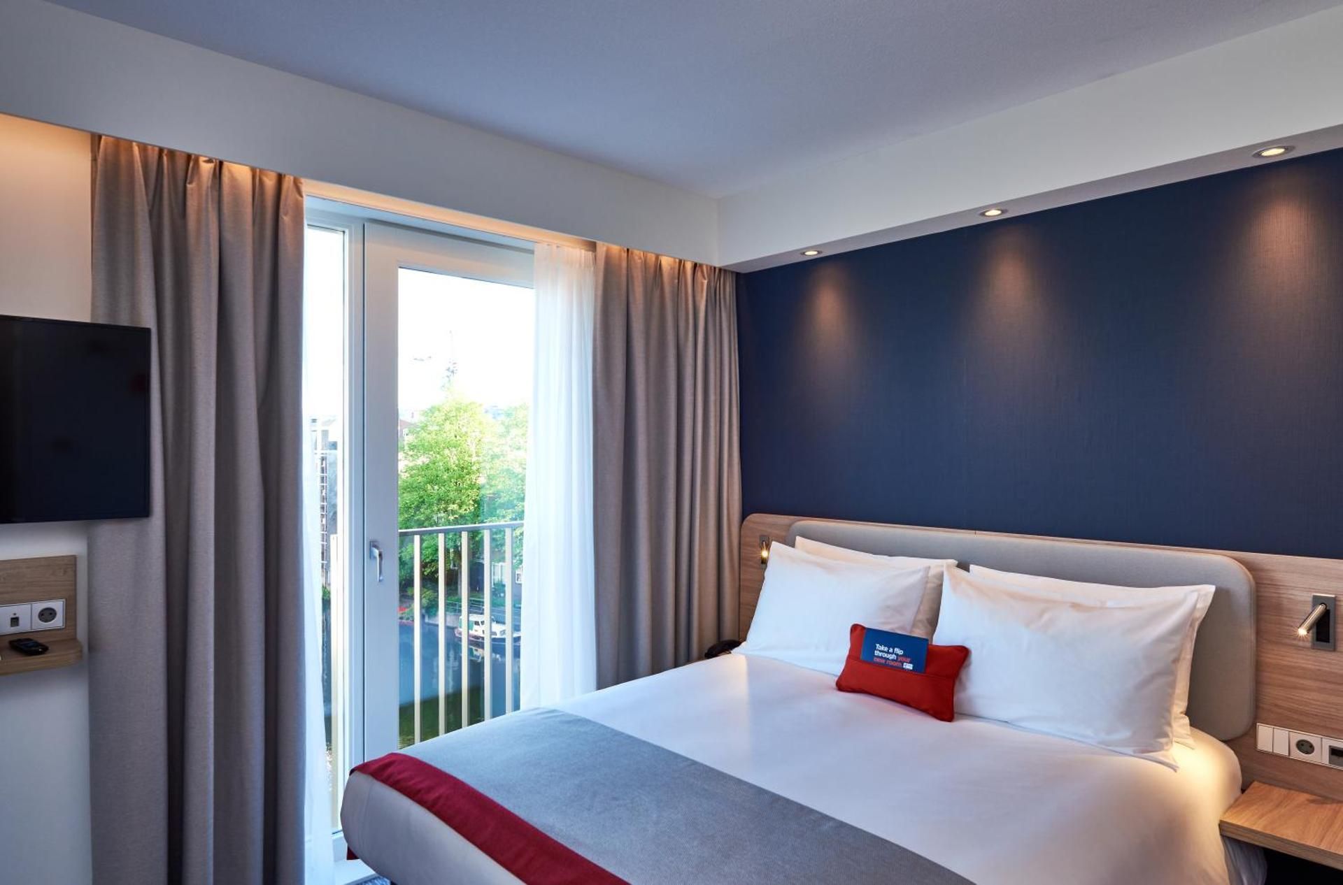 undefined Holiday Inn Express Amsterdam - City Hall by IHG 5