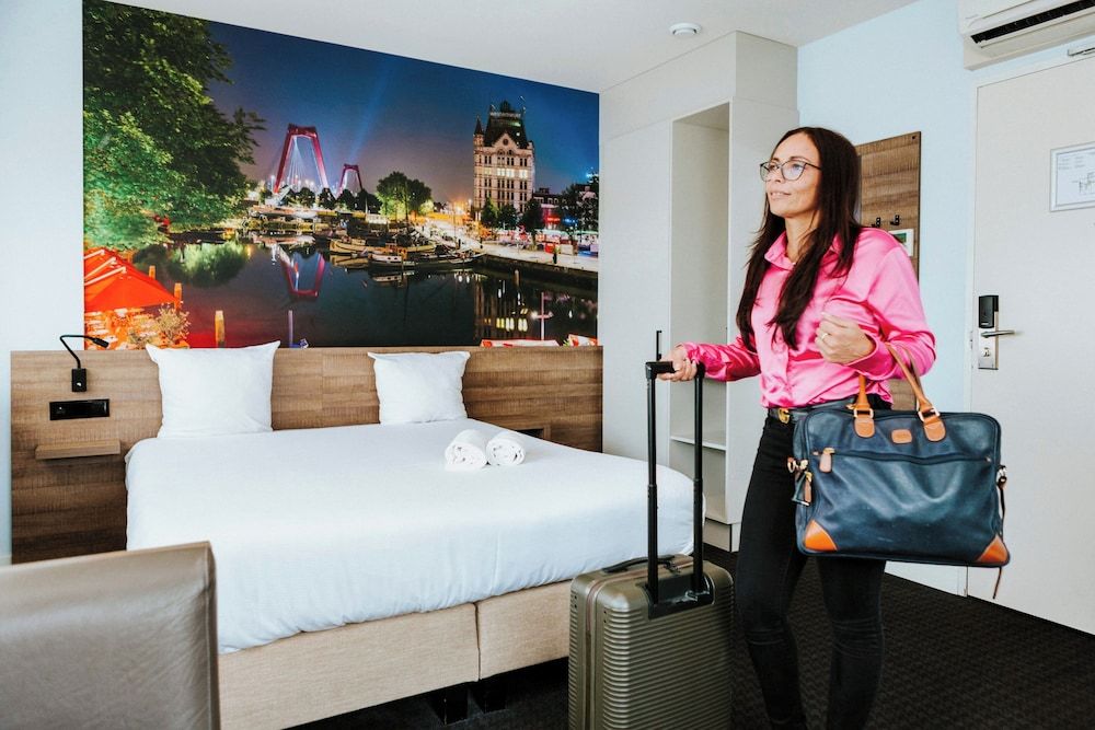 undefined Rotterdam Teleport Hotel 7