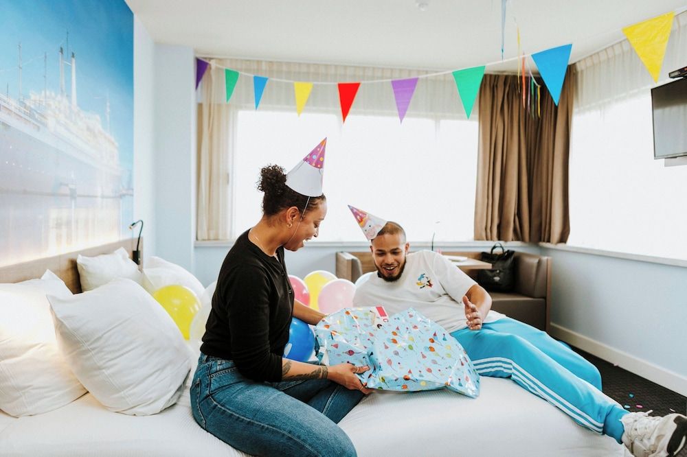 undefined Rotterdam Teleport Hotel 3